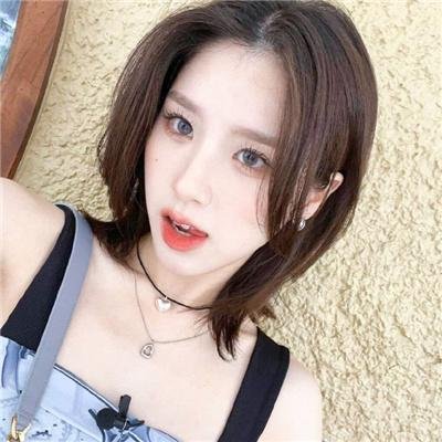 橙色女孩
